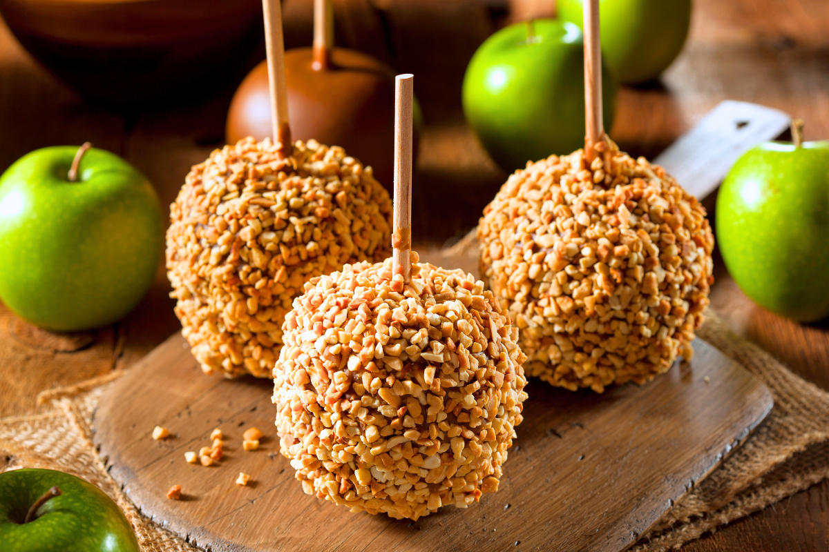 Date-Caramel Apples | Serving Livingston, McLean and Woodford Counties | Illinois Extension | UIUC