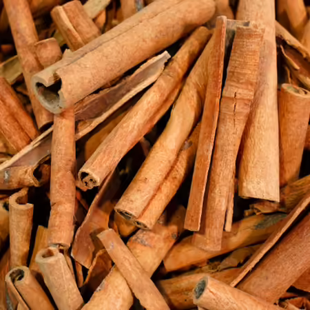 A pile of cinnamon quills
