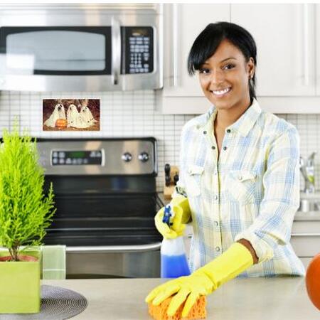 Cleaning kitchen, pumpkin season
