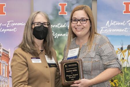 Heather Willis receives Extension award from Director Shelly Nickols-Richardson
