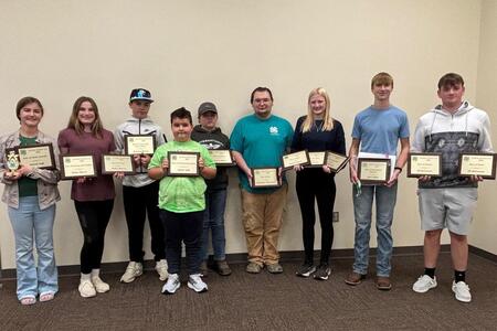 group  of 4-H members