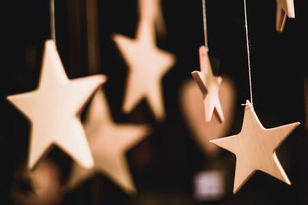 hanging gold stars