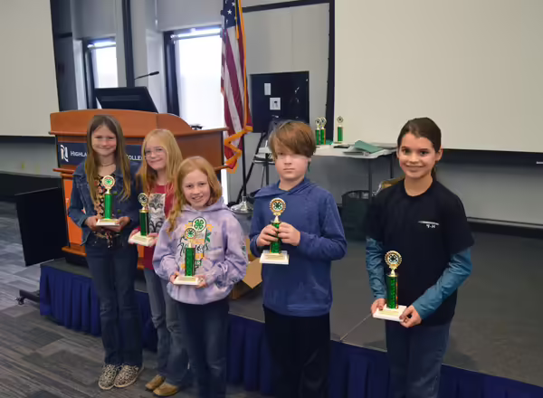 Top 1st Year 4-H'ers: Cora Schultz, Serenity Hunt, Colette Brinkmeier, Joseph Manning, and Reese Nicholas