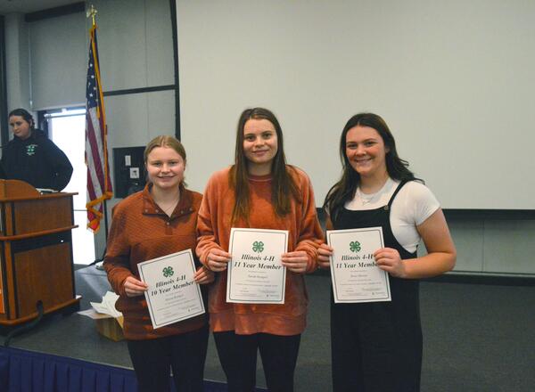 10 & 11 year 4-H members: Alyssa Kempel, Sarah Kempel and Brea Musser