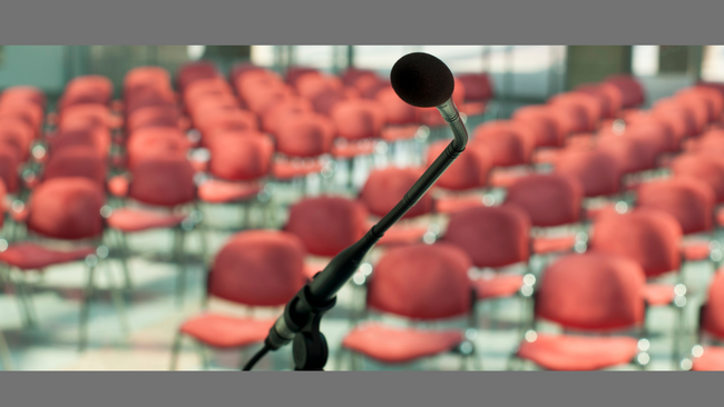 microphone with open seats