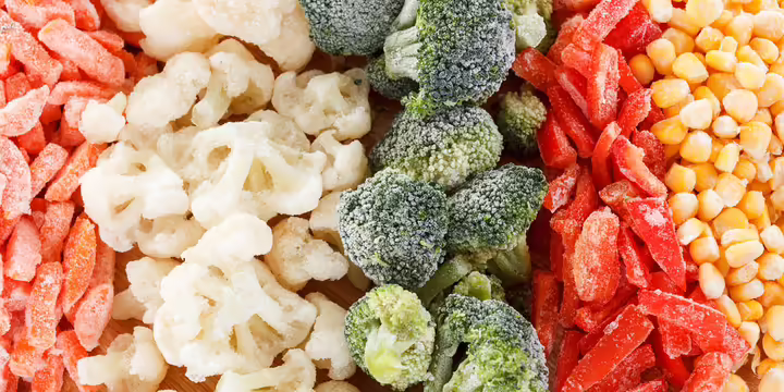 frozen carrots, cauliflower, broccoli, red papper, and corn