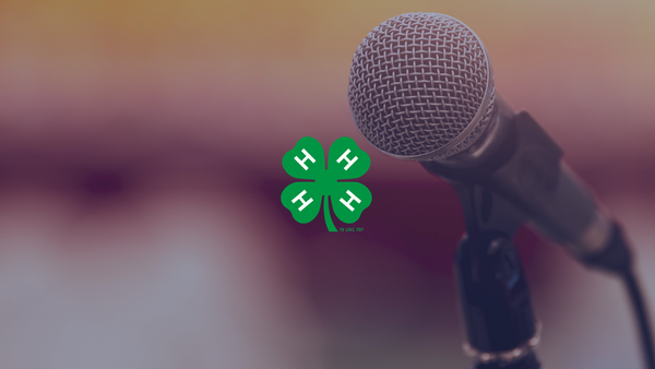 Microphone with 4-H clover