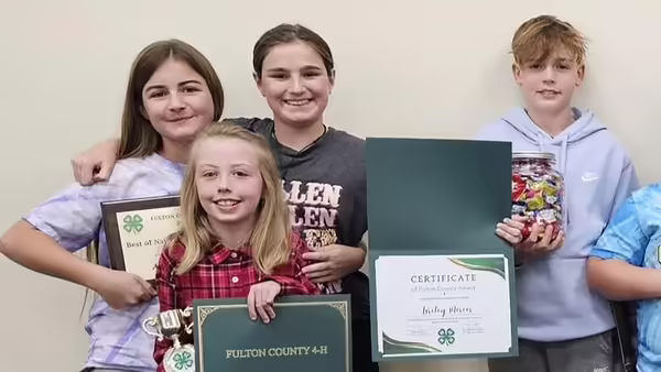 group of 4-H members