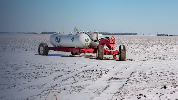 anhydrous nurse tanks