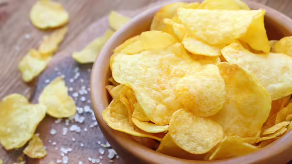 a bowl of potato chips