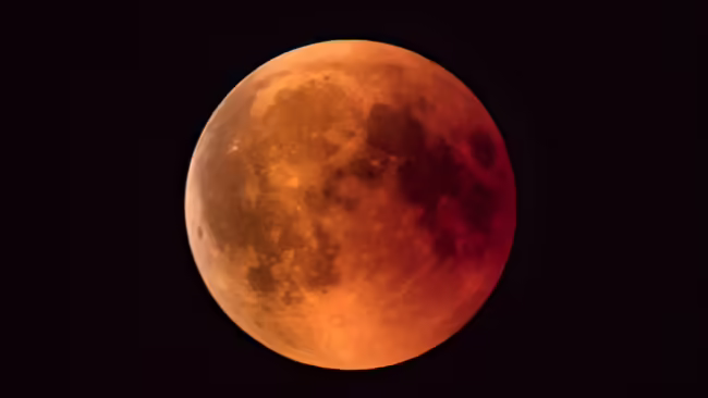 Total lunar eclipse