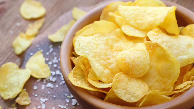 a bowl of potato chips