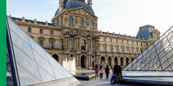 the outside of the louvre