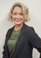 Hollie Oprian Headshot 2025