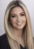 Mikayla Peters Headshot